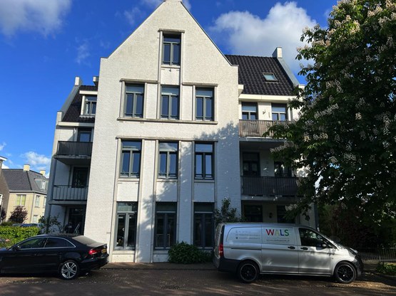 Een VVE in Maarssen staat weer strak in de lak